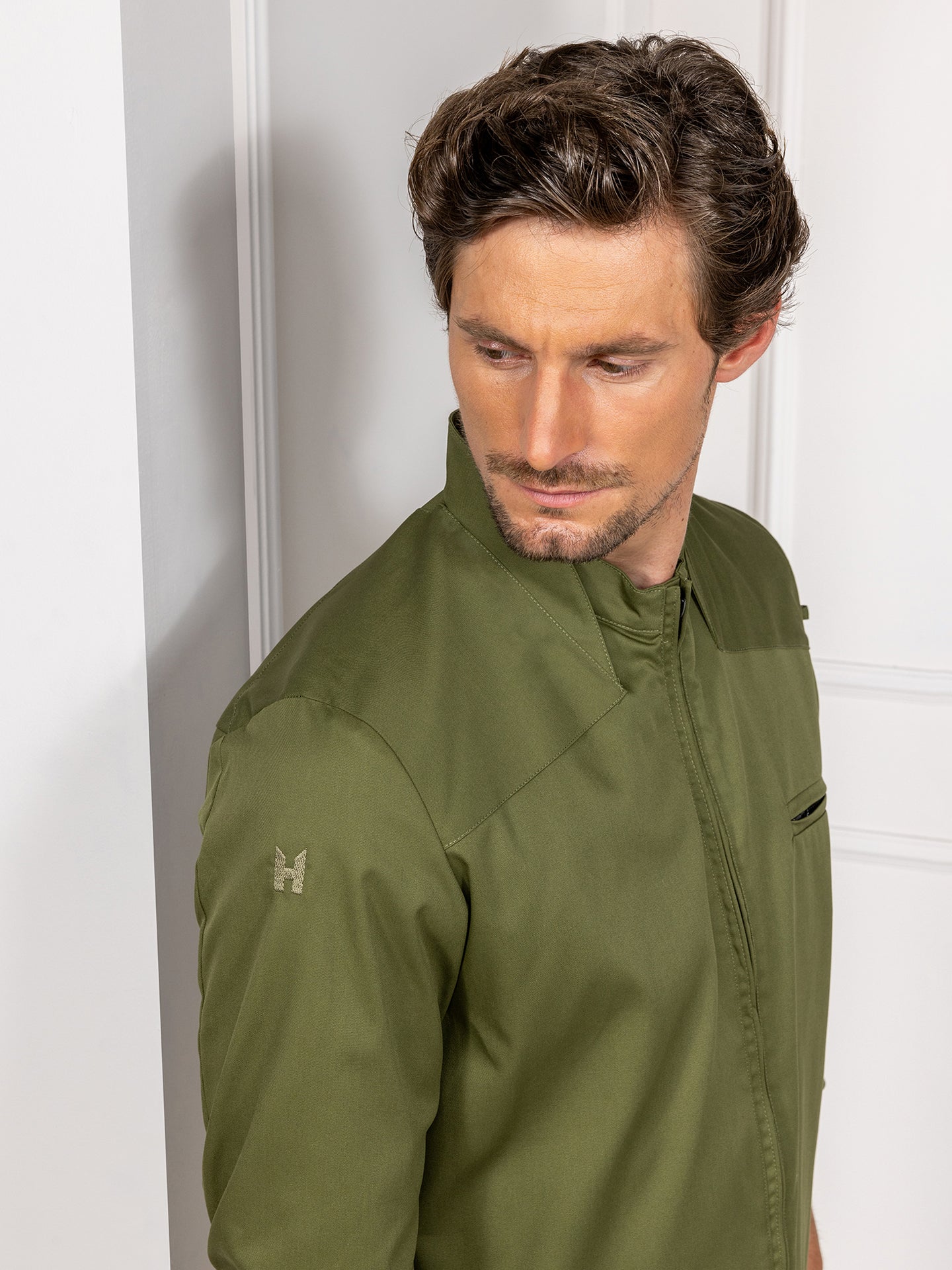 Light Gray Nero Olive Green Le Nouveau Chef