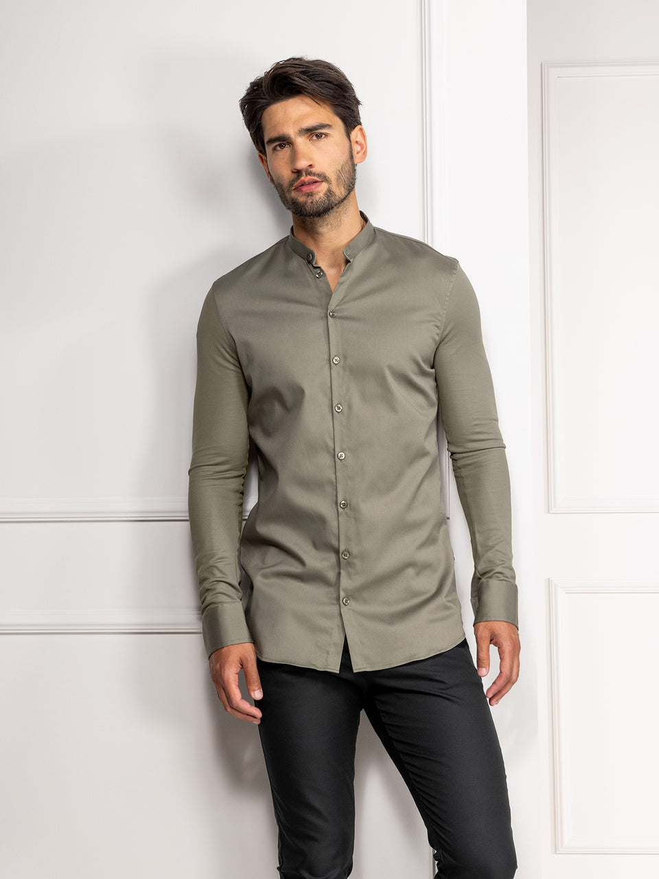 Light Gray Lucas Olivette Le Nouveau Chef